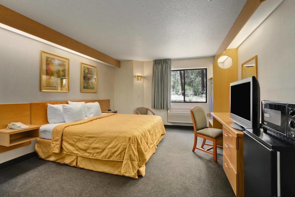 Super 8 By Wyndham Show Low Ngoại thất bức ảnh